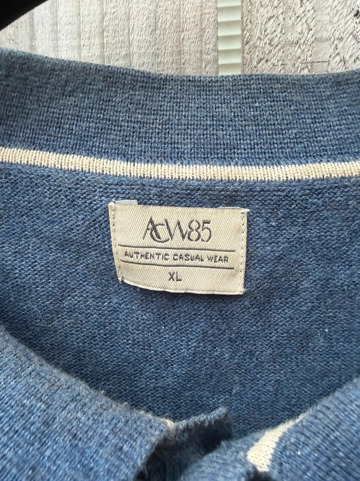 ACW85 blue long sleeve polo collar knit sweater lightweight size XL pre-loved.