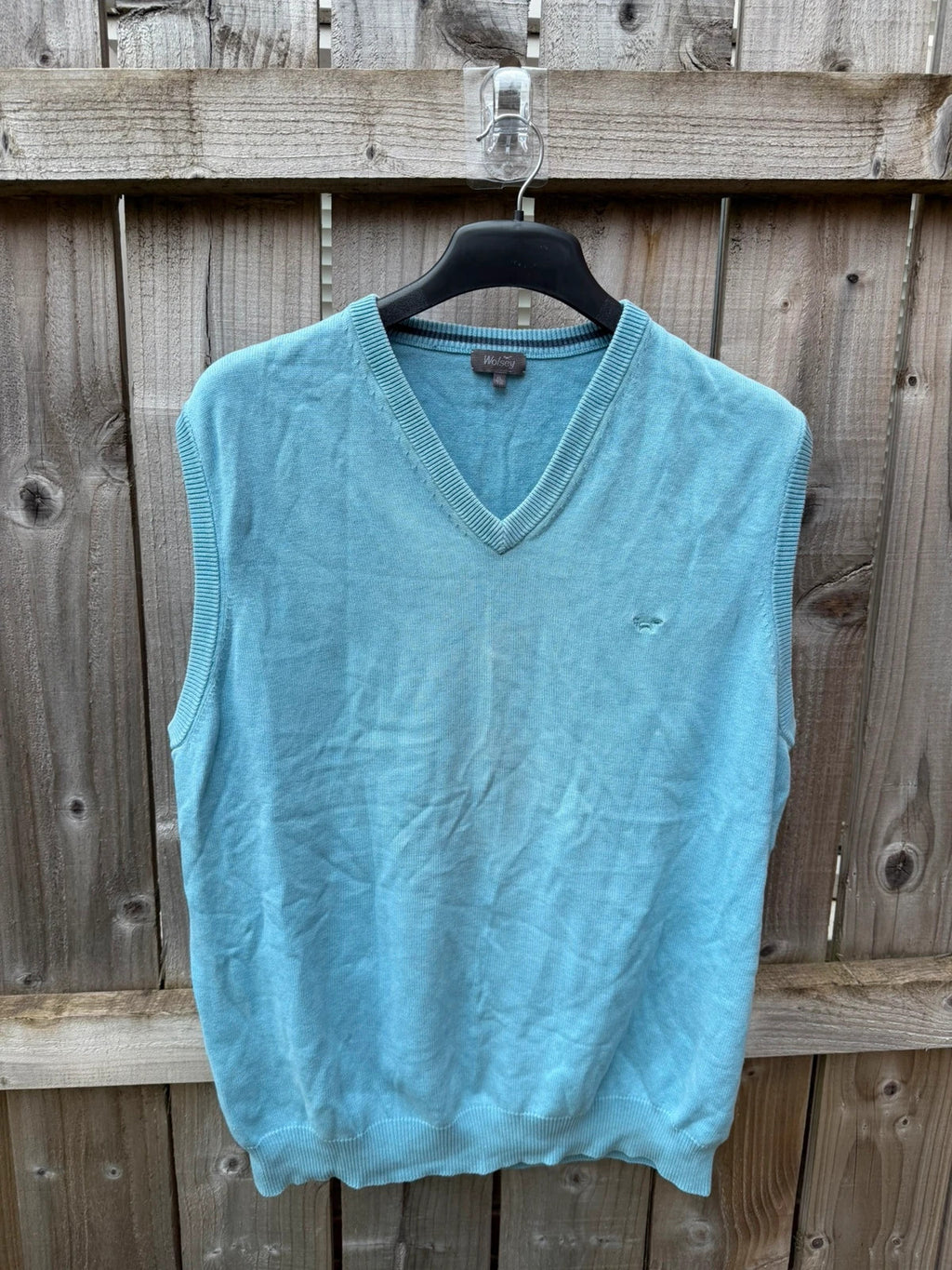 Wolsey light blue sleeveless sweater vest with knit texture, smart casual style, size XL.