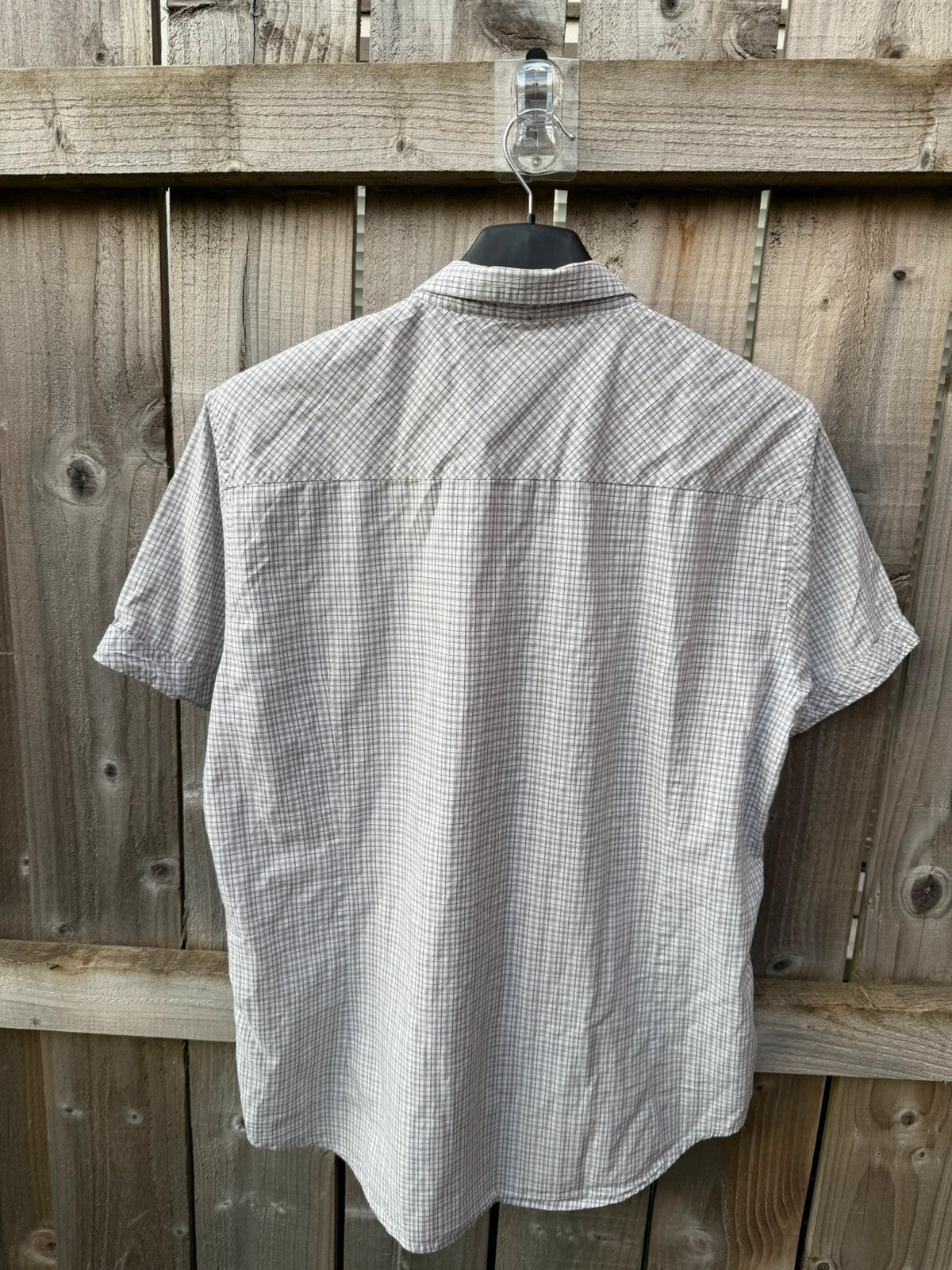 Springfield men's grey check short sleeve button-up shirt, lightweight fabric, casual style.
