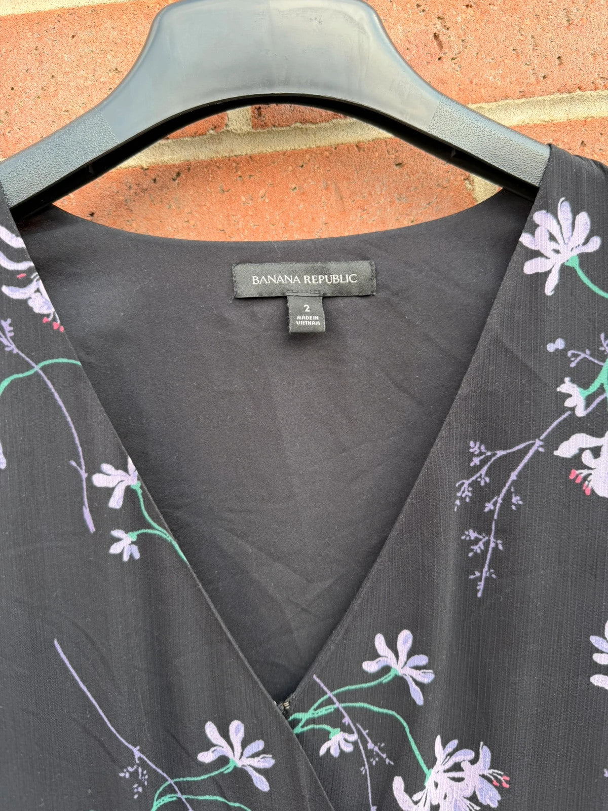 Banana Republic floral wrap midi dress in black and lilac with long sleeves, linen material.