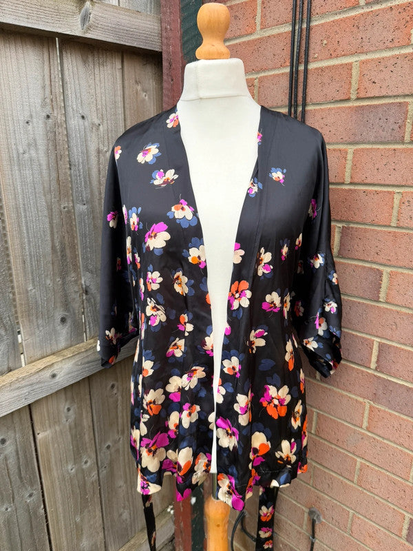 H&M multi floral satin tie front cardigan with boho style and grunge details.