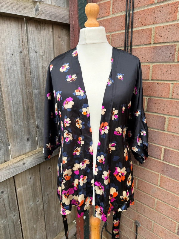 H&M multi floral satin tie front cardigan with boho style and grunge details.