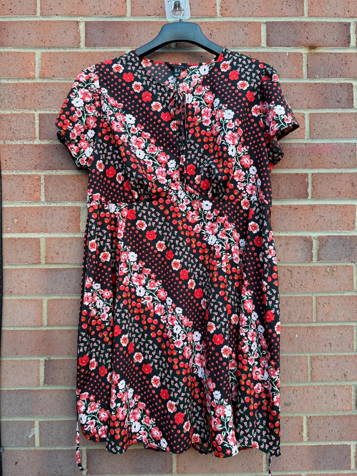 New Look multi floral tea dress with skater style and linen material.