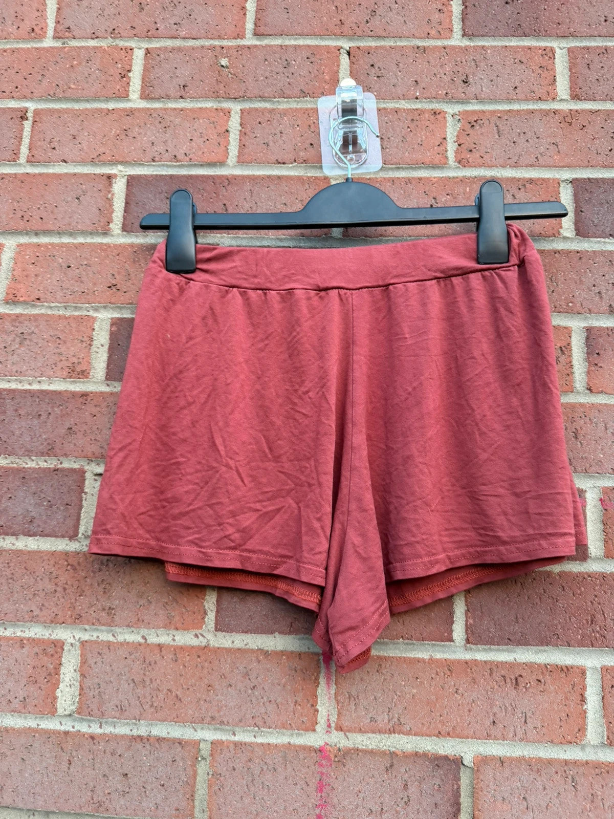 Boohoo burgundy lounge shorts soft fabric minimalist design pre-loved item