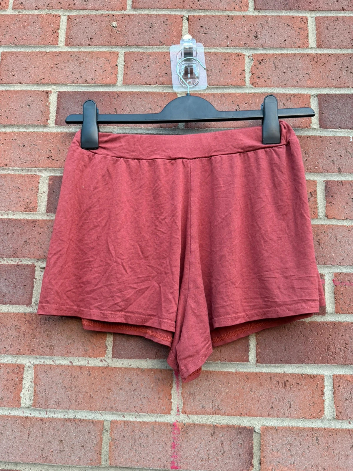 Boohoo burgundy lounge shorts soft fabric minimalist design pre-loved item