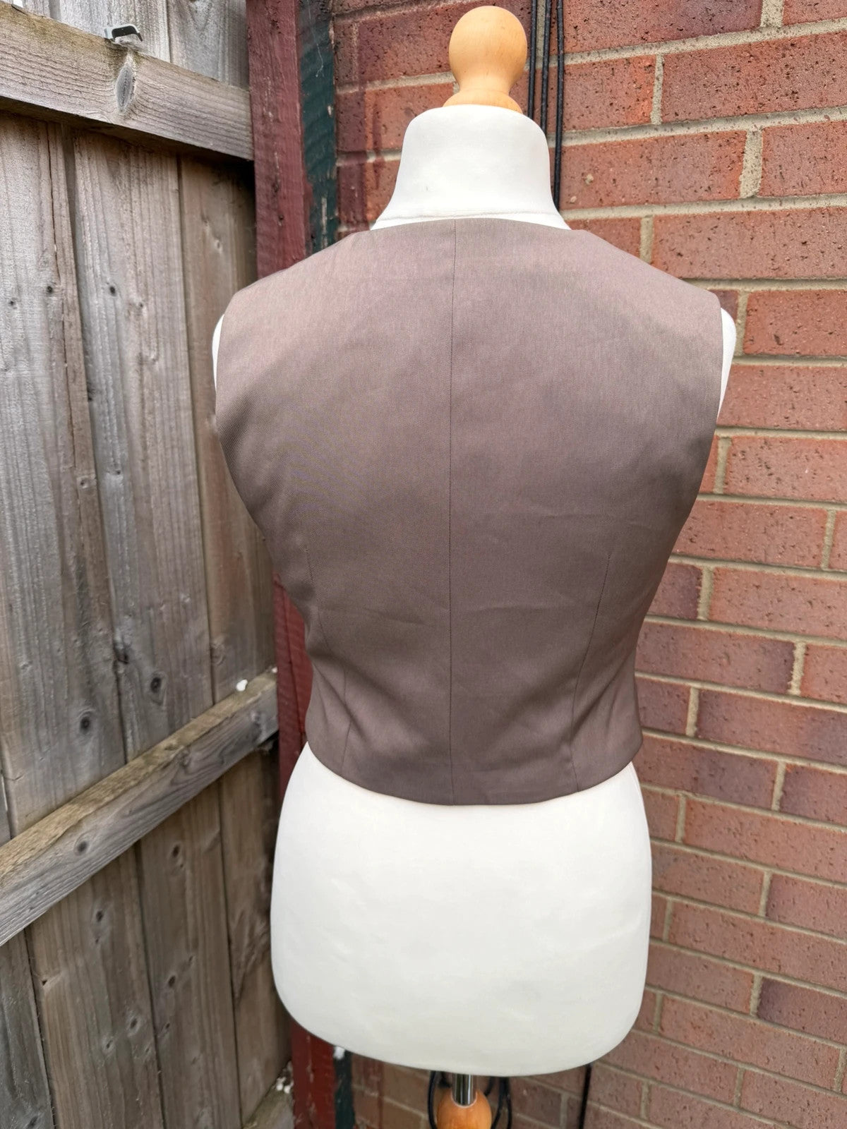 Primark beige tailored waistcoat with classic cut and vintage style details.