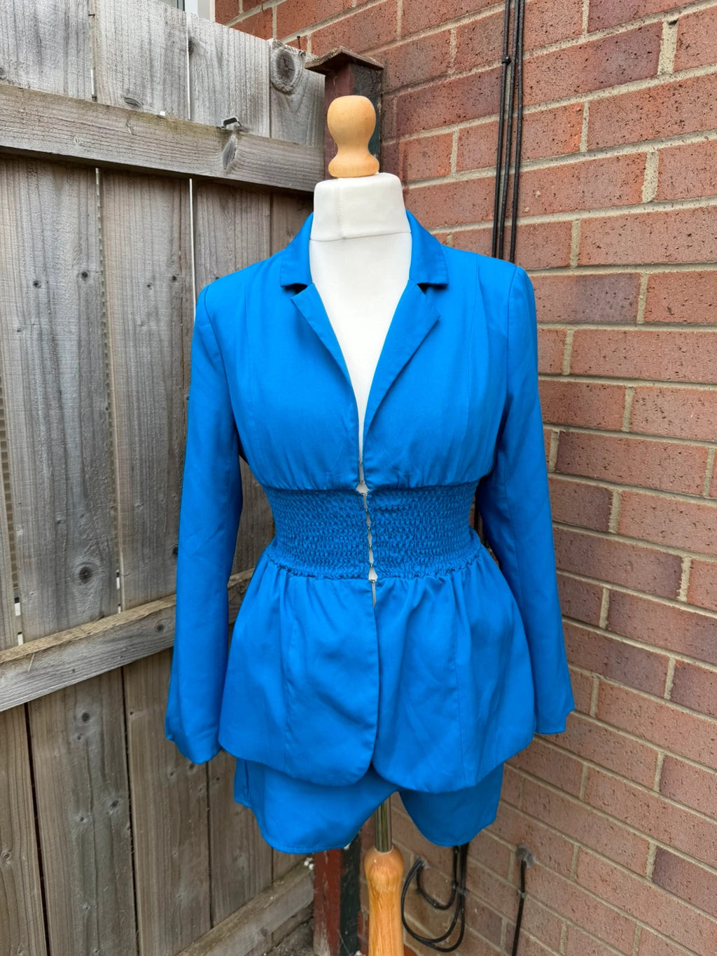 Missguided blue tailored blazer and shorts set with chic design and structured fit.