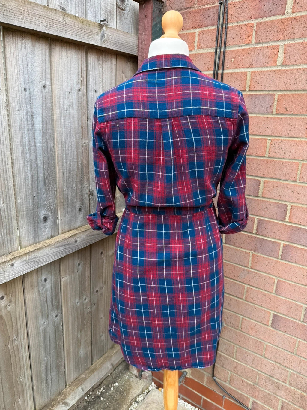 Falmer Heritage red plaid shirt dress with tie waist and vintage grunge style.