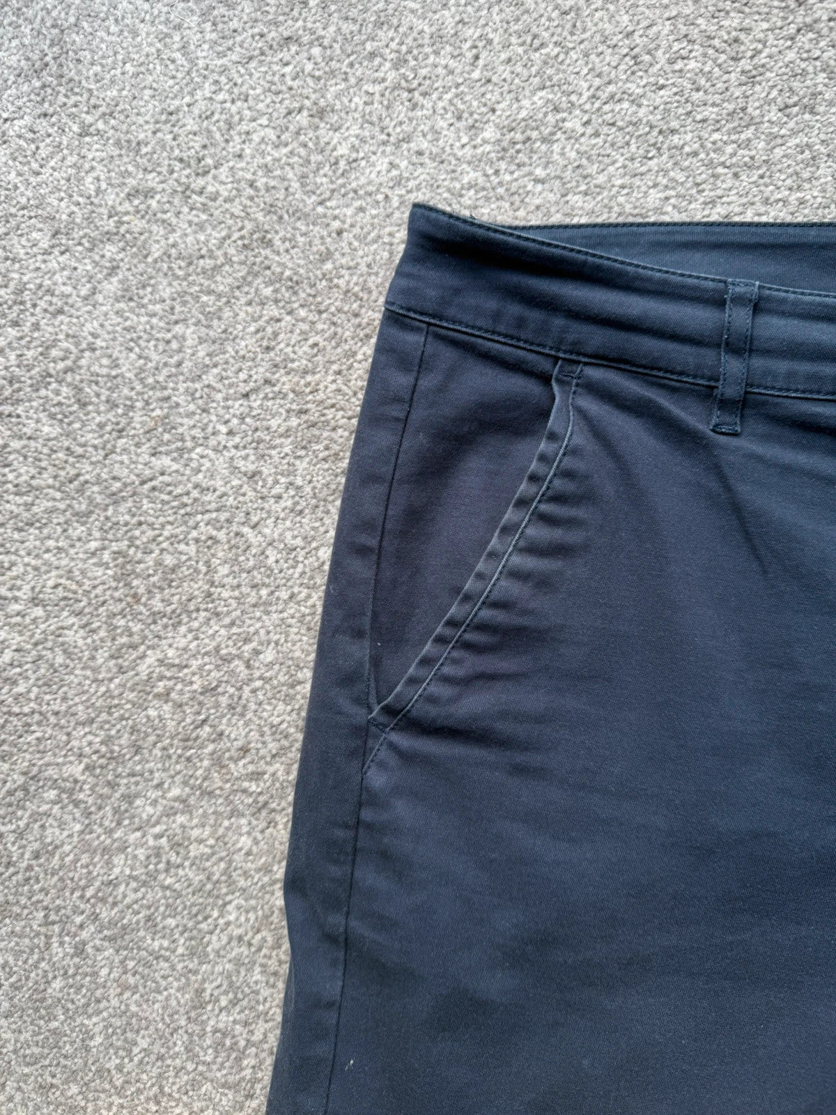 Chinos navy tailored shorts with clean lines and classic fit, pre-loved condition.