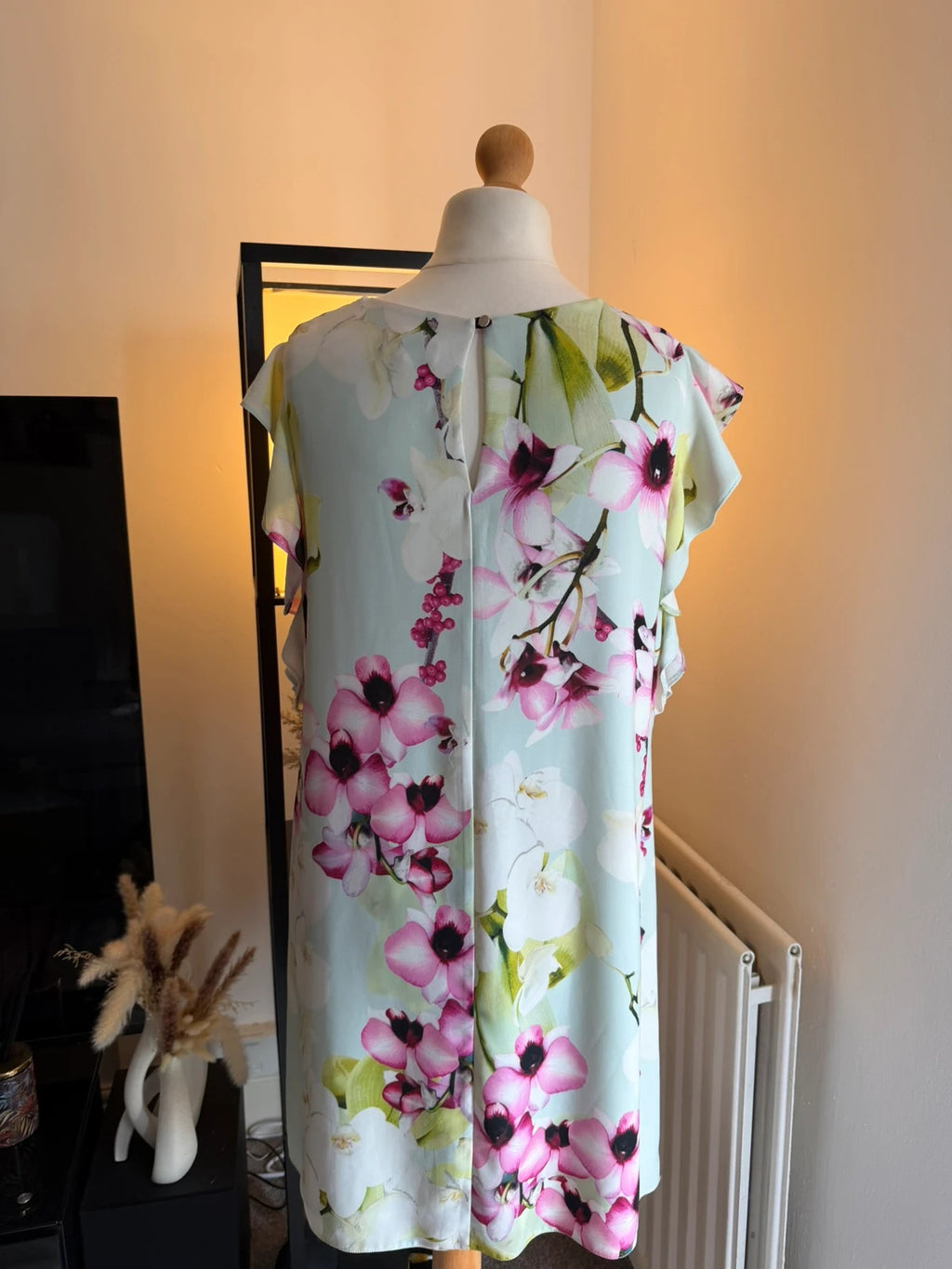 Wallis multi floral tunic dress in mint green, lightweight linen fabric, elegant summer style.