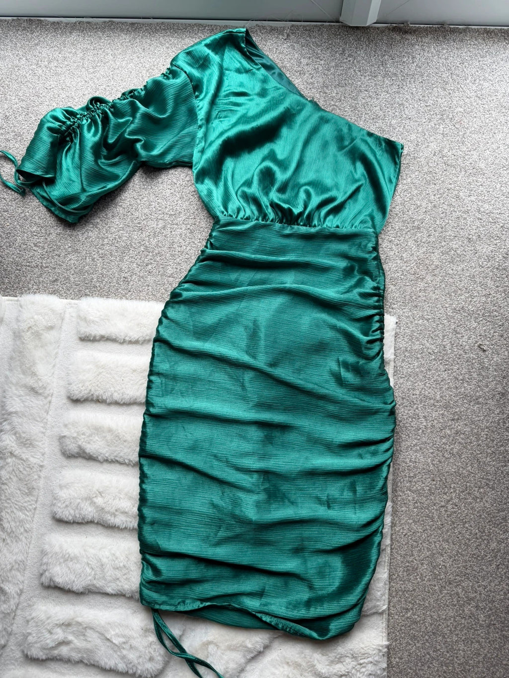 Club L London green ruffle maxi dress one shoulder satin evening glamour