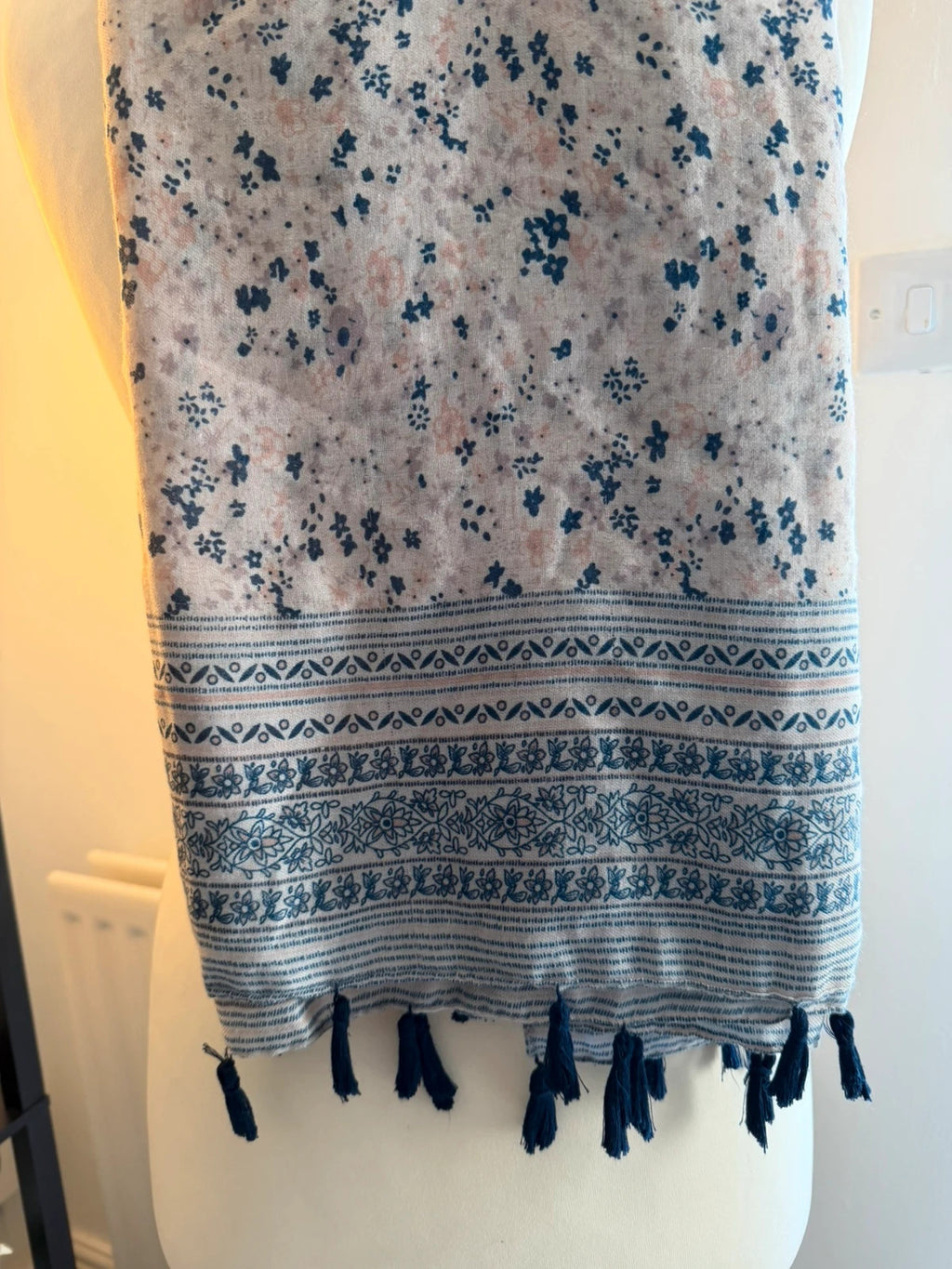 vintages multi floral lightweight scarf shawl wrap with vintage pattern