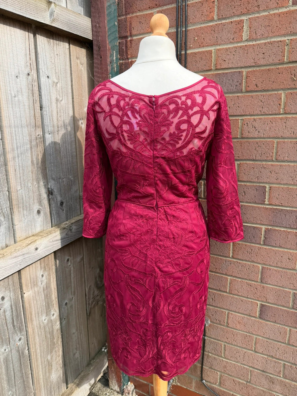 Monsoon burgundy lace bandage dress occasion wear mother of the bride embroidery details