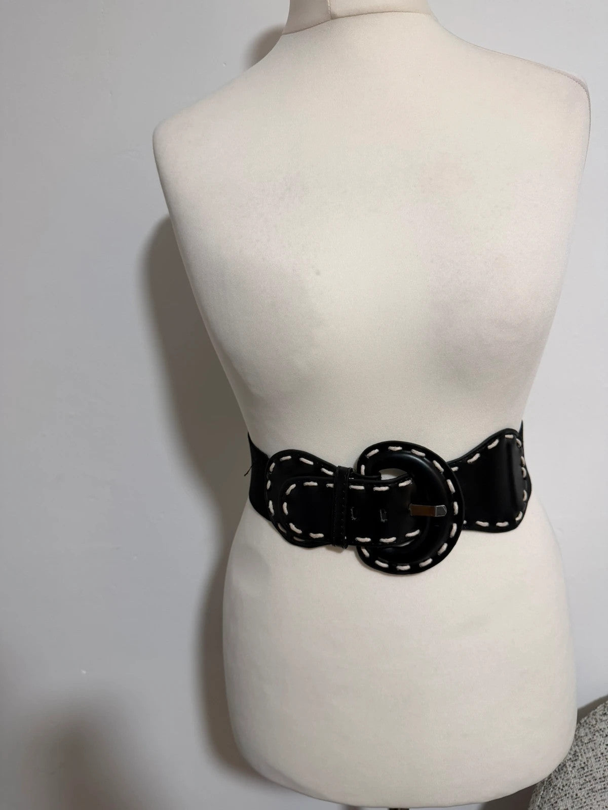 Y2K black wide stretch belt with large vintage buckle and pre-loved condition.